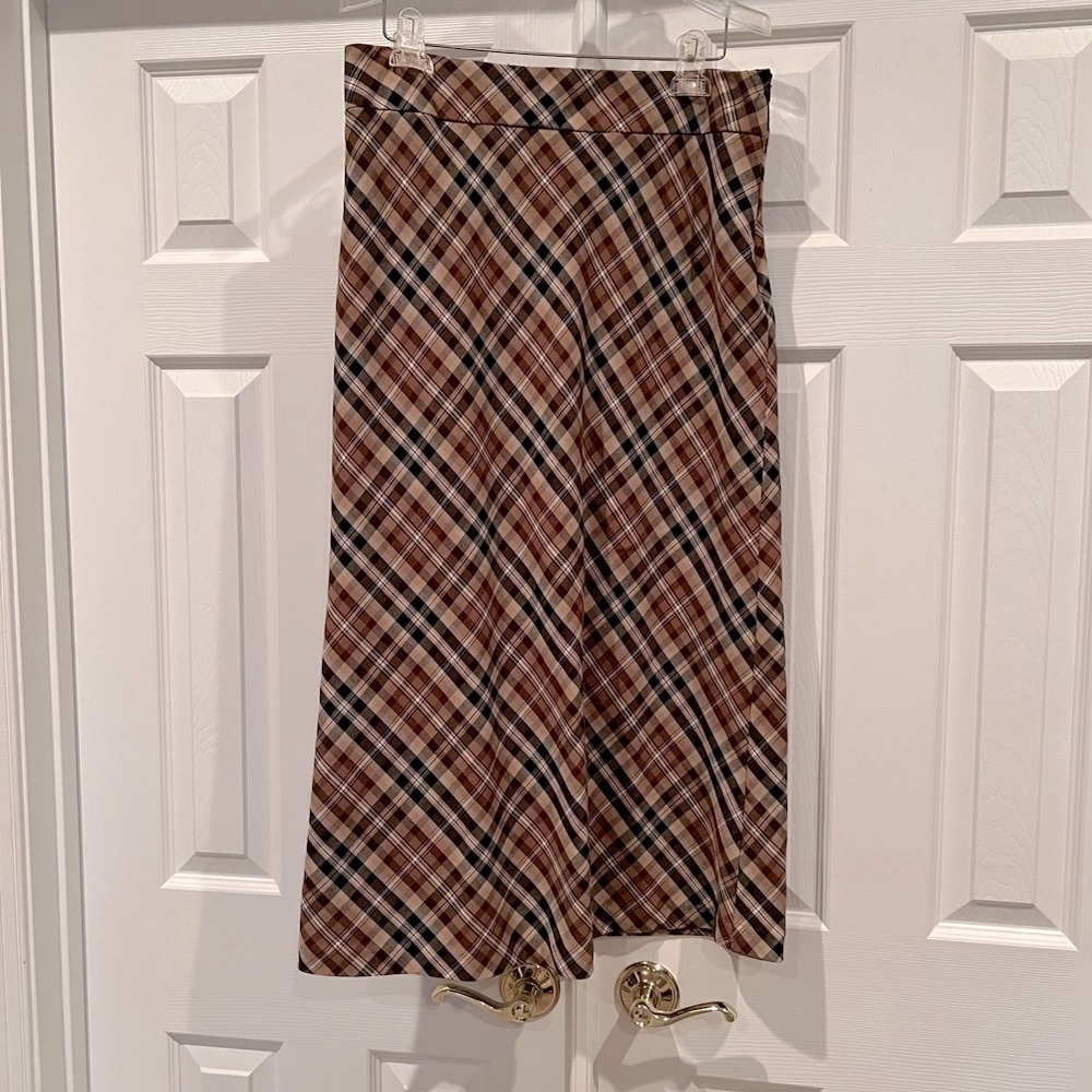 White Stag Tan Plaid Skirt